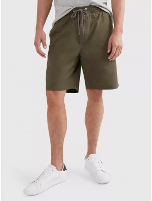 Tommy Hilfiger Solid Twill 9" Short Shorts Army Green | 8972-RLDIG