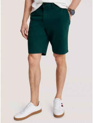 Tommy Hilfiger Straight Fit Twill 9" Chino Short Shorts Hunter Green | 9168-RFLXP