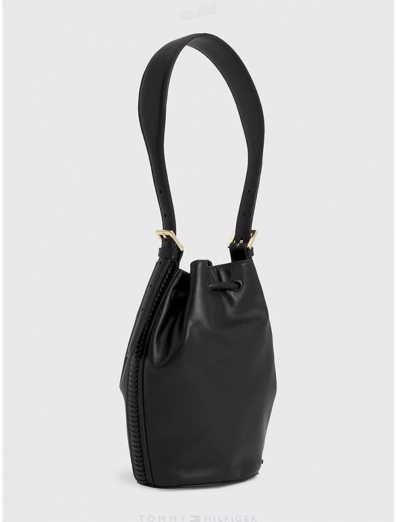 Tommy Hilfiger Crest Leather Bucket Bag Bags Black | 5462-NAZCS