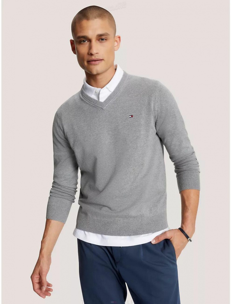 Tommy Hilfiger Flag Logo V-Neck Sweater Sweaters Grey Heather | 0584-NVAST