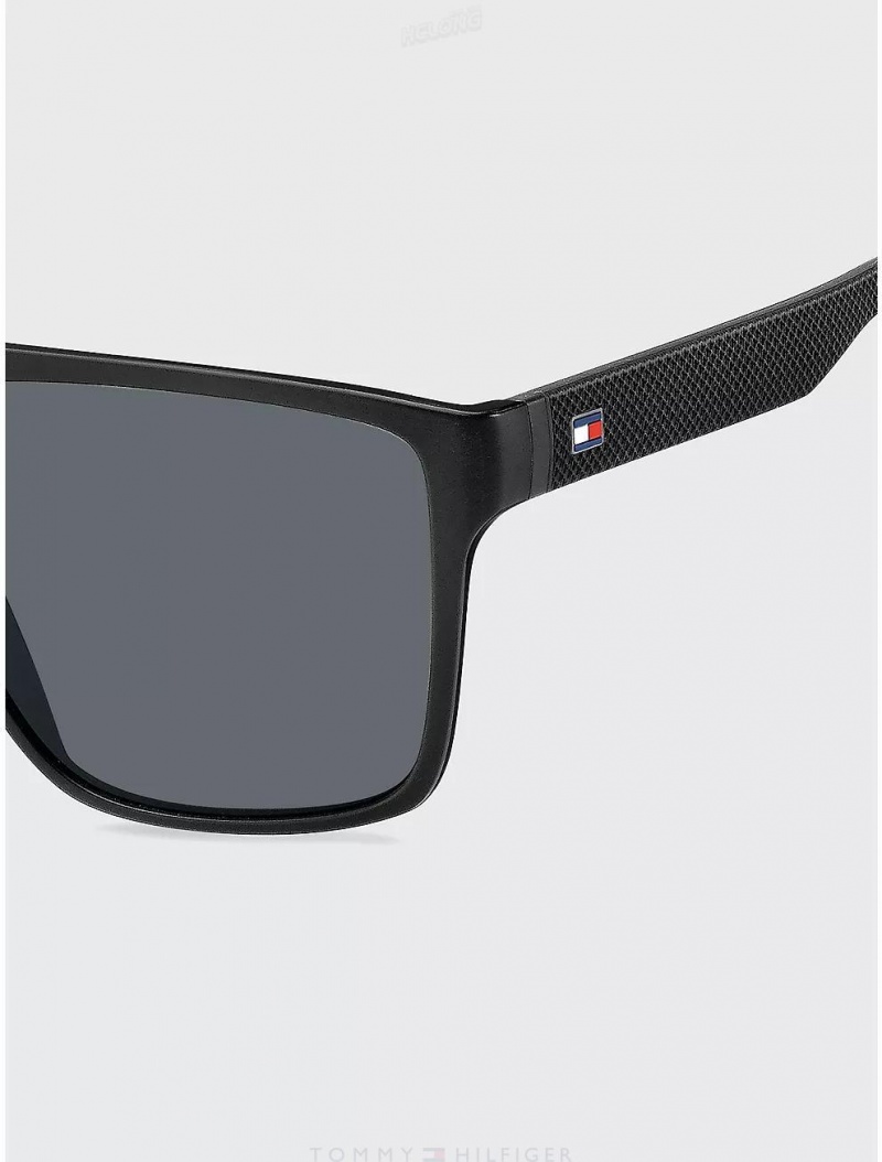 Tommy Hilfiger Logo Sunglasses Sunglasses Matte Black | 7540-WBJYS