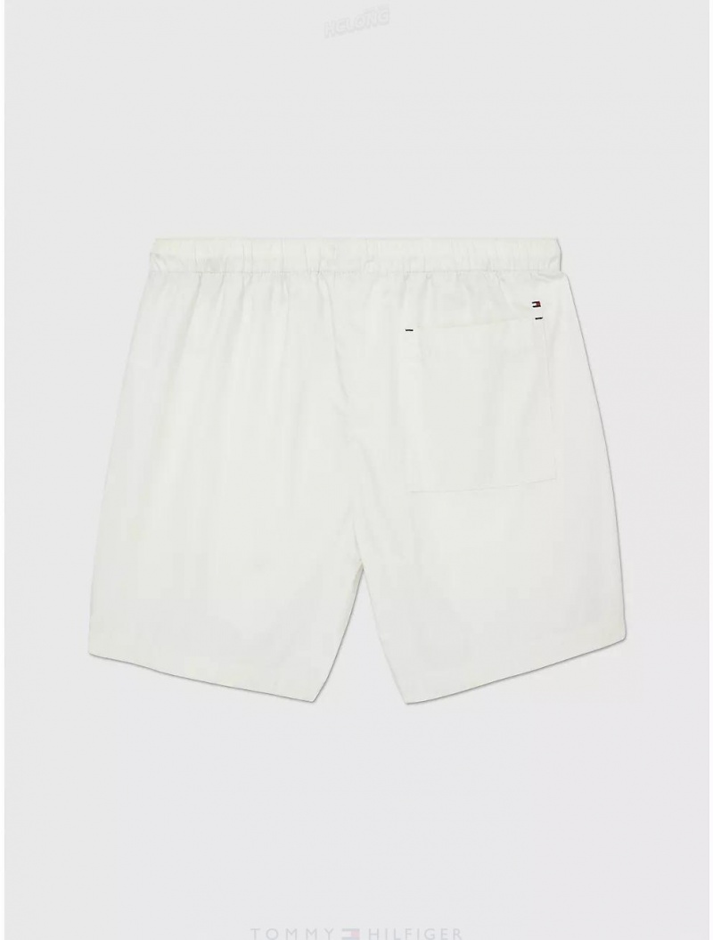 Tommy Hilfiger Pull-On Crew Short Bottoms White Suede | 1745-MGNKS