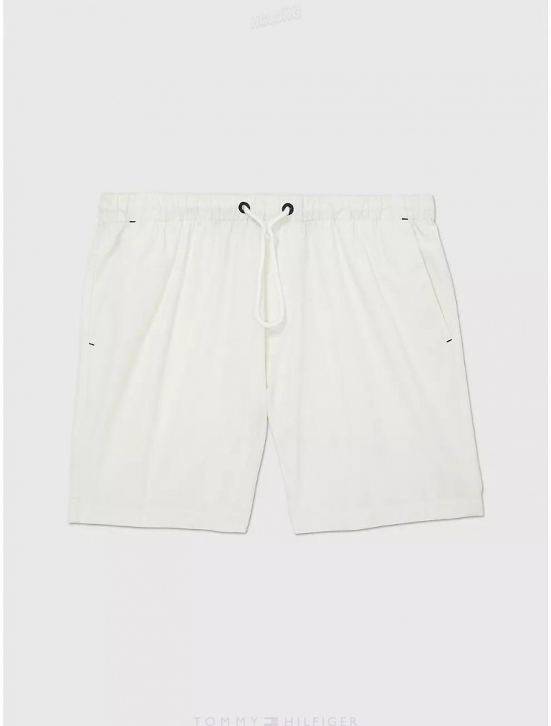 Tommy Hilfiger Pull-On Crew Short Bottoms White Suede | 1745-MGNKS