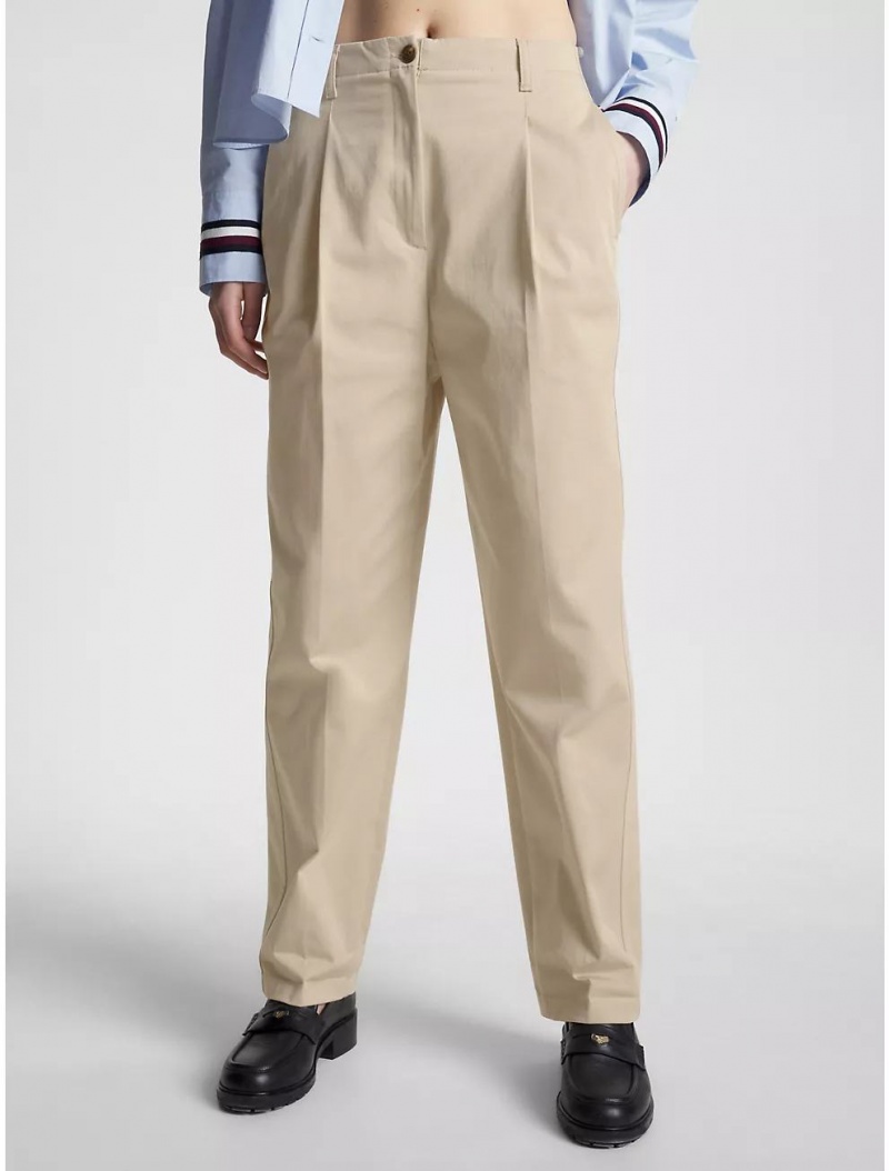 Tommy Hilfiger Tapered Pleated Chino Pant Pants & Shorts Classic Beige | 5294-GXAPD