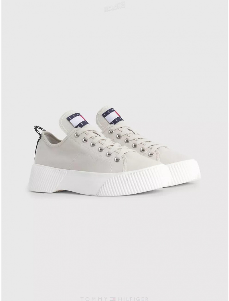 Tommy Hilfiger Trek Sole Sneaker Shoes Bleached Stone | 1908-IGPBE